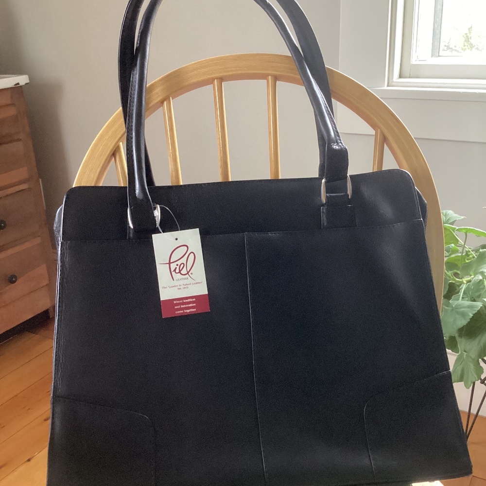NWT Piel Black Leather computer case Unisex Hardside Shoulder Tote Made Columbia